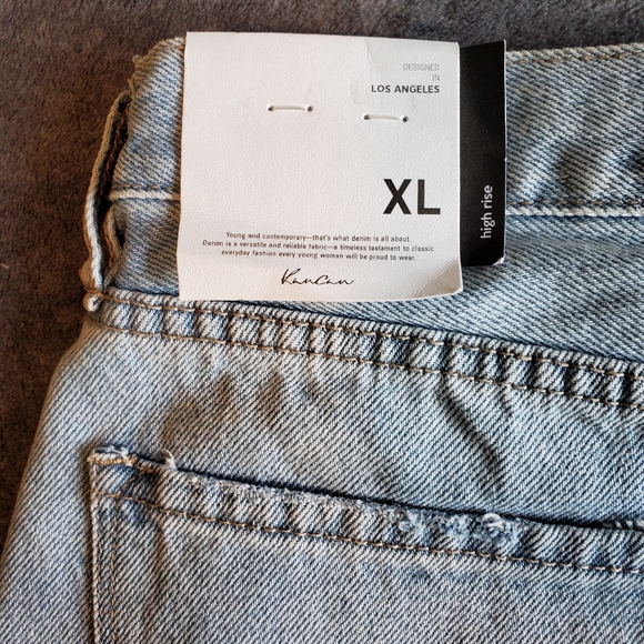 KanCan Cross Over High Rise Shorts Size XL - Picture 10 of 12